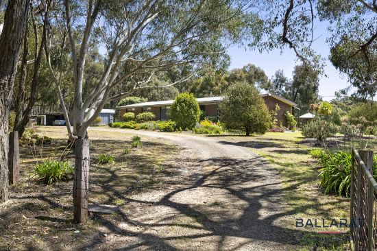 654 Finchs Road, Bunkers Hill, Vic 3352