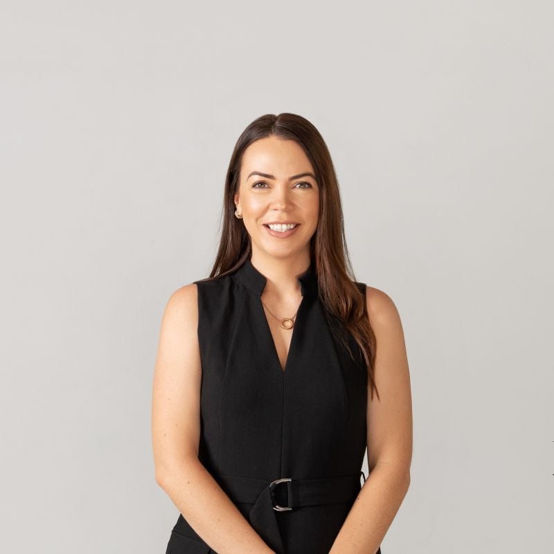 Alicia Watts - Real Estate Agent