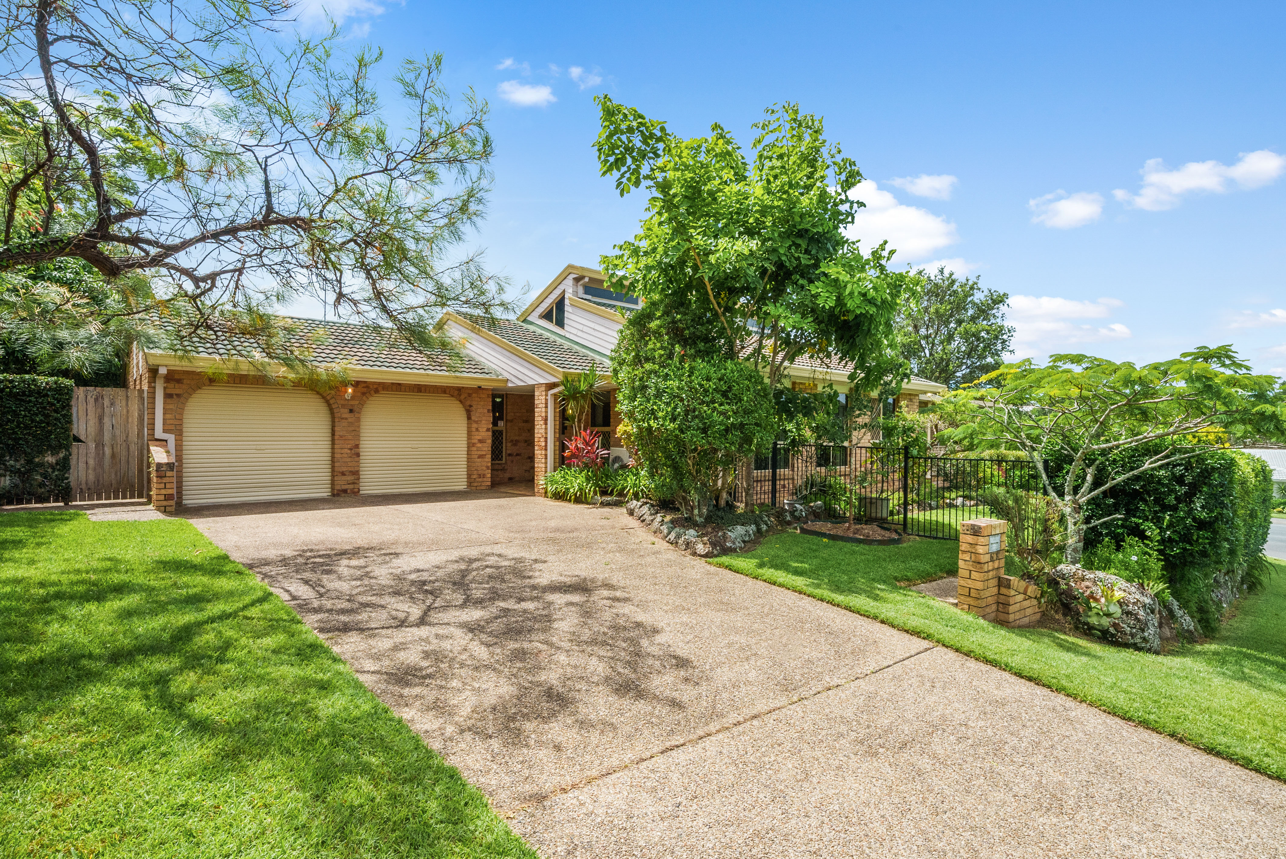 68 Murtha Drive, Elanora, Qld 4221