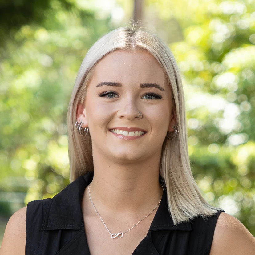 Tara Giffin - Real Estate Agent