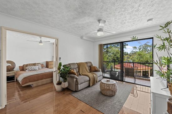 7/27 Chester Terrace, Southport, Qld 4215