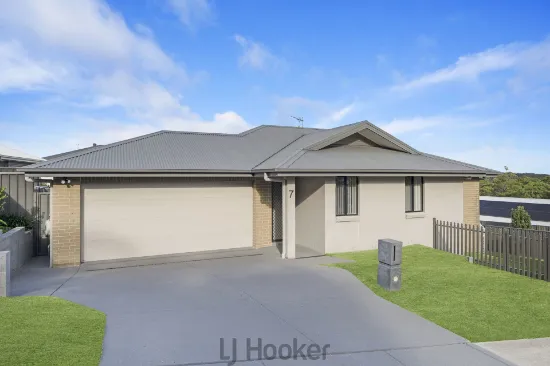 7 Bowline Street, Teralba, NSW, 2284