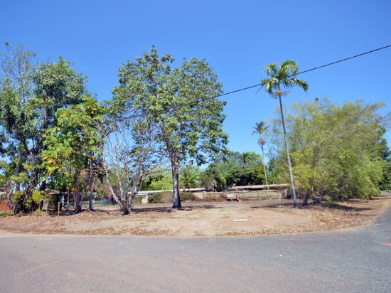 7 Colong Court, Rocky Point, Qld 4874