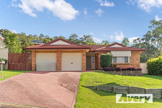 7 Courageous Close, Marmong Point, NSW 2284