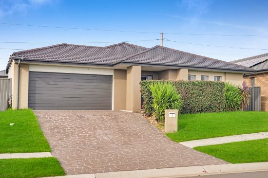 7 Dullea Close, Gregory Hills, NSW 2557