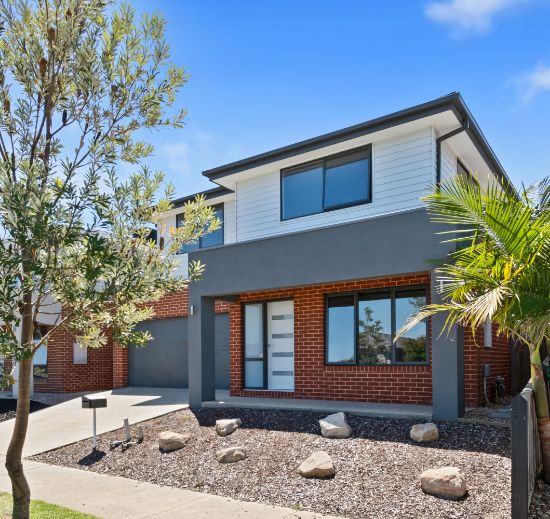7 Eloise Circuit, Officer, Vic 3809
