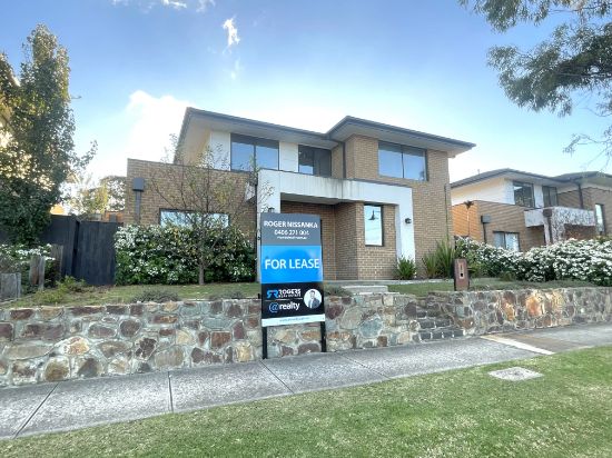 7 FAIRWOOD RISE, Officer, Vic 3809
