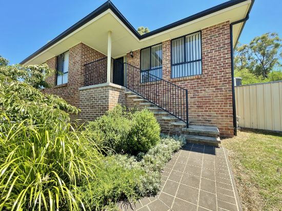 7 Hambrook Place, Young, NSW 2594