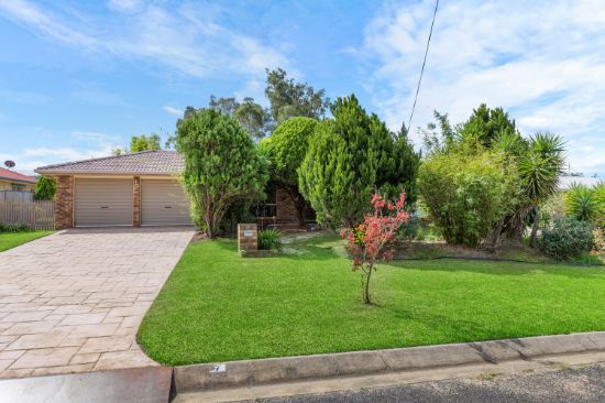 7 Hermay Court, Rosenthal Heights, Qld 4370