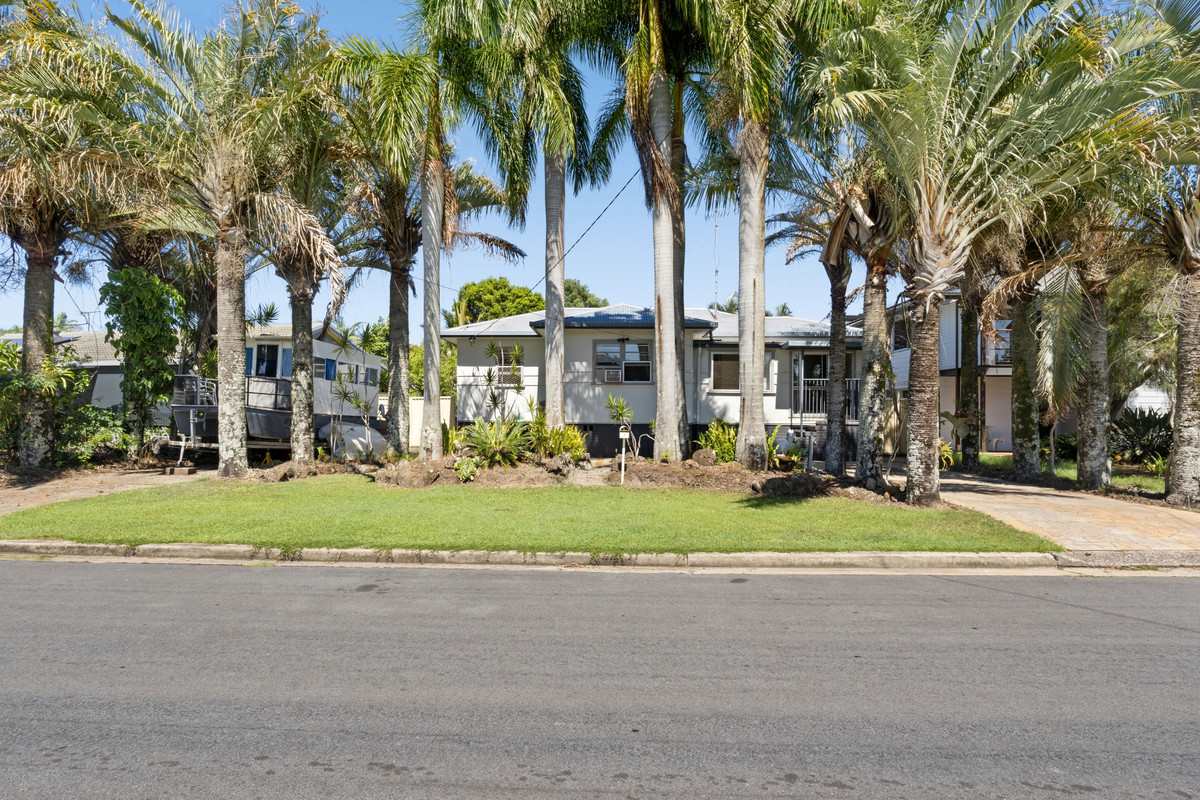 7 Jacaranda Avenue, Tweed Heads West, NSW 2485 House for Rent