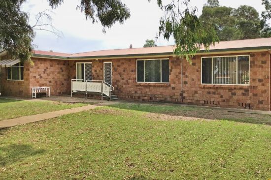 7 North Street, Trundle, NSW 2875