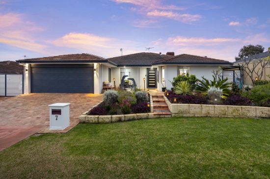 7 Orwell Crescent, Woodvale, WA 6026