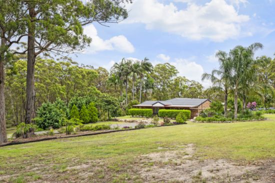 7 Pinnell Road, Crows Nest, Qld 4355