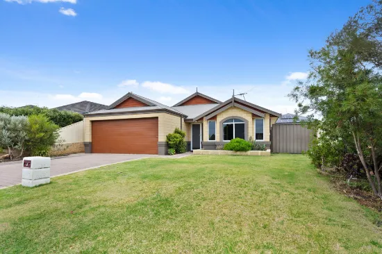 7 Rayner Promenade, Lakelands, WA, 6180