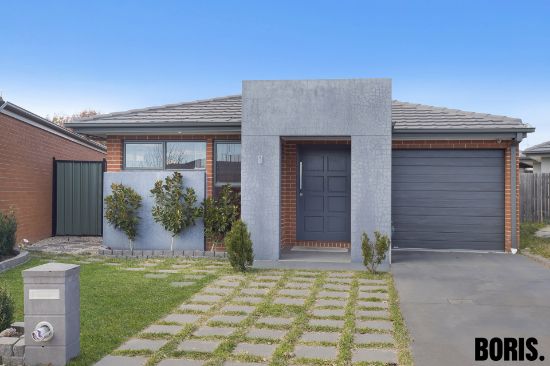 7 Stang Place, MacGregor, ACT 2615