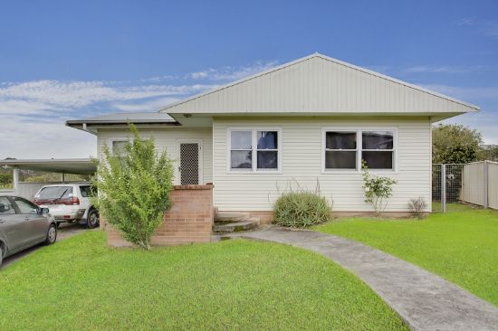 7 Thomas Hennessy Crescent, West Kempsey, NSW 2440