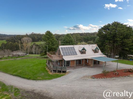 70 Clarke and Barr Road, Jindivick, Vic 3818