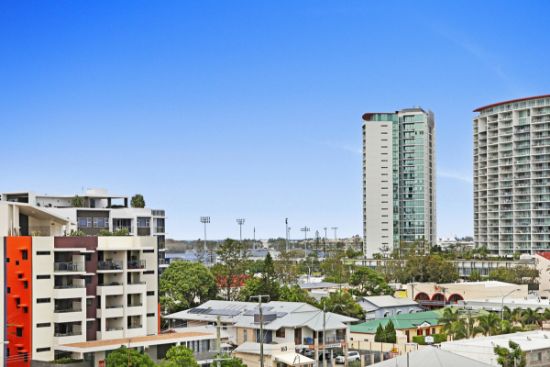701/26 Gray Street, Southport, Qld 4215