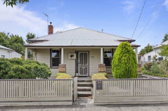 706 Doveton St N, Soldiers Hill, Vic 3350
