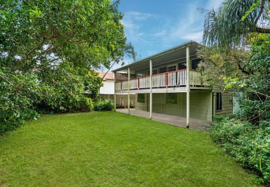 71 Leicester Street, Coorparoo, Qld 4151