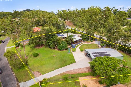 71 Ruth Terrace, Oxenford, Qld 4210
