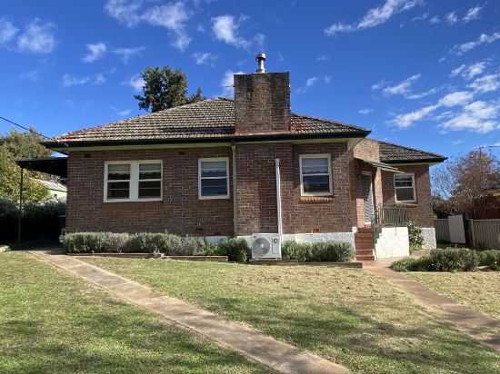 71 Thornhill Street, Young, NSW 2594