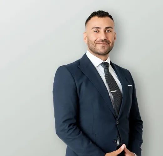 Huseyin Ozsehitoglu - Real Estate Agent at Belle Property - Doncaster East