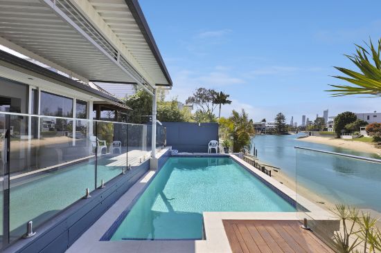 74 Clear Island Road, Broadbeach Waters, Qld 4218