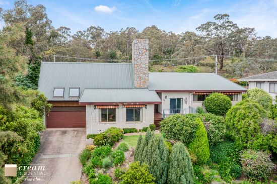 76 Couvreur Street, Garran, ACT 2605