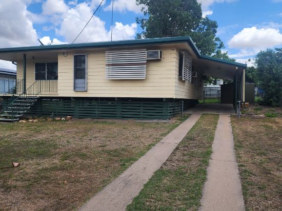 76 Nobbs St, Moura, Qld 4718