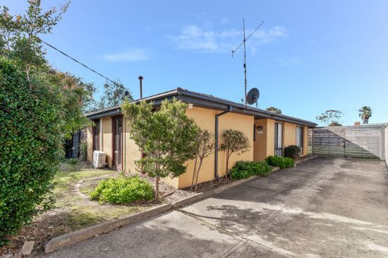 76 Seaview Avenue, Safety Beach, Vic 3936