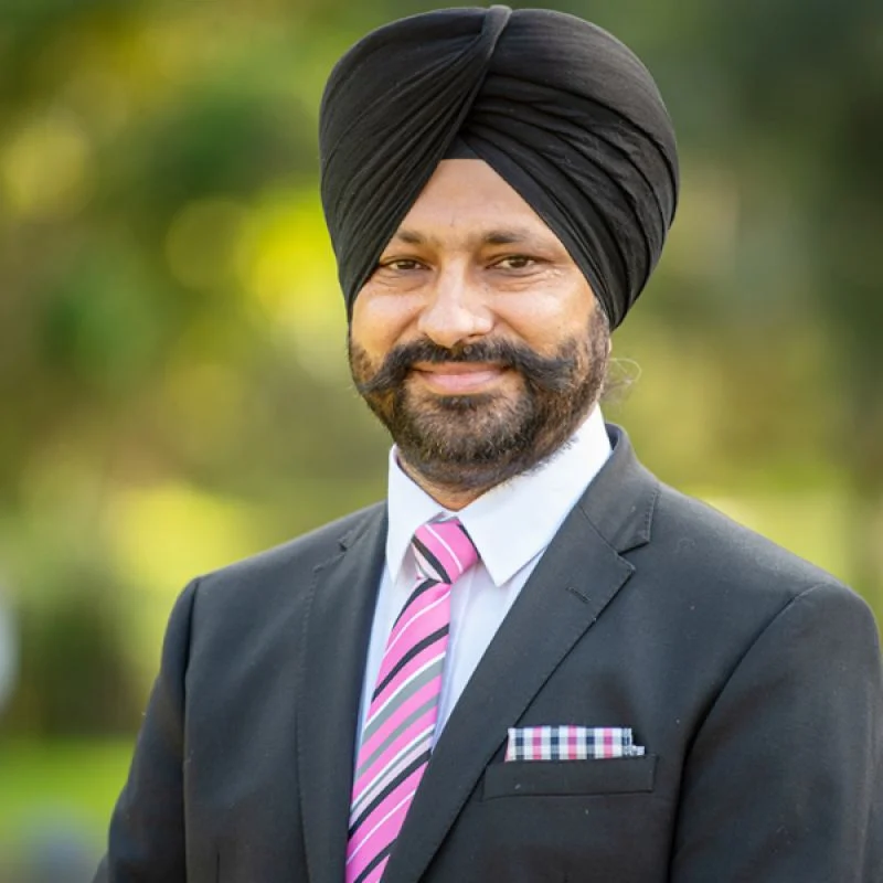 Sukhvinder Thind - Real Estate Agent