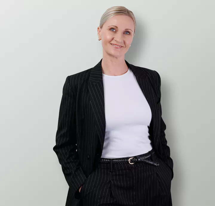 Vanessa Bekins - Real Estate Agent