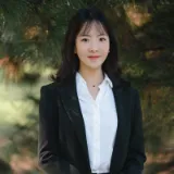 Luna Tian - Real Estate Agent From - McGrath - Box Hill   