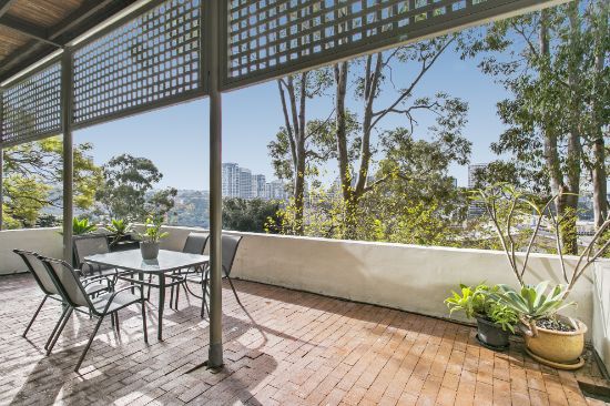 8/16-20 EAST CRESCENT ST, McMahons Point, NSW 2060