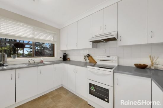 8/8 NOTHLING ST, New Auckland, Qld 4680
