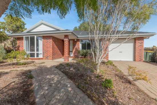 8 Abercrombie Court, Hillbank, SA 5112