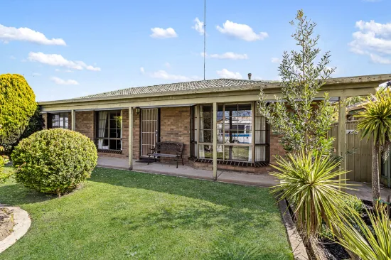 8 Bray Street, Sebastopol, VIC, 3356