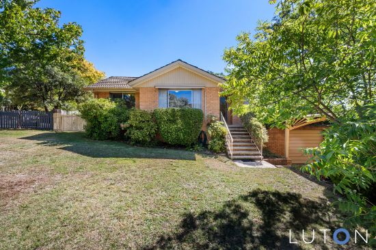 8 Bulli Place, Fisher, ACT 2611