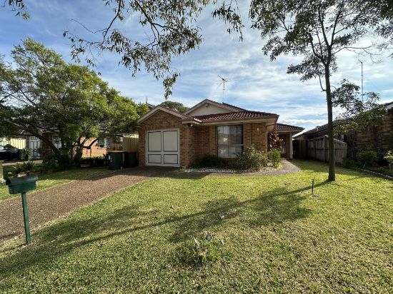 8 Callow Place, Woodcroft, NSW 2767