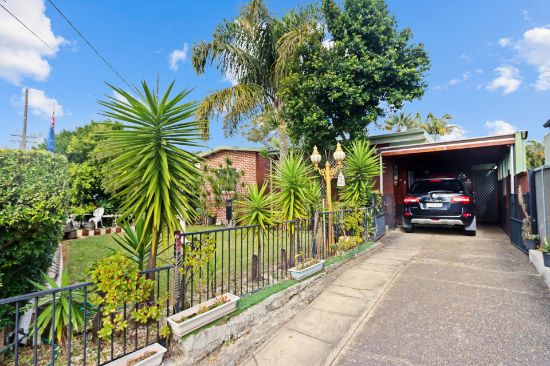 8 Captain Cook Drive, Caringbah, NSW 2229