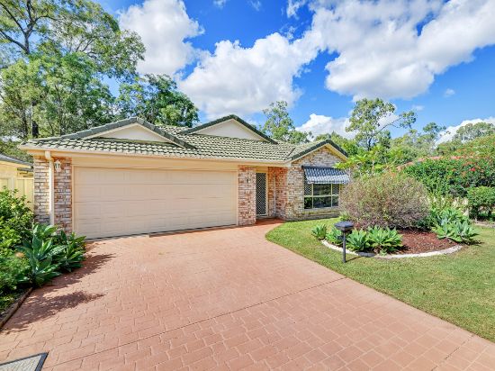 8 Cotton Close, Forest Lake, Qld 4078