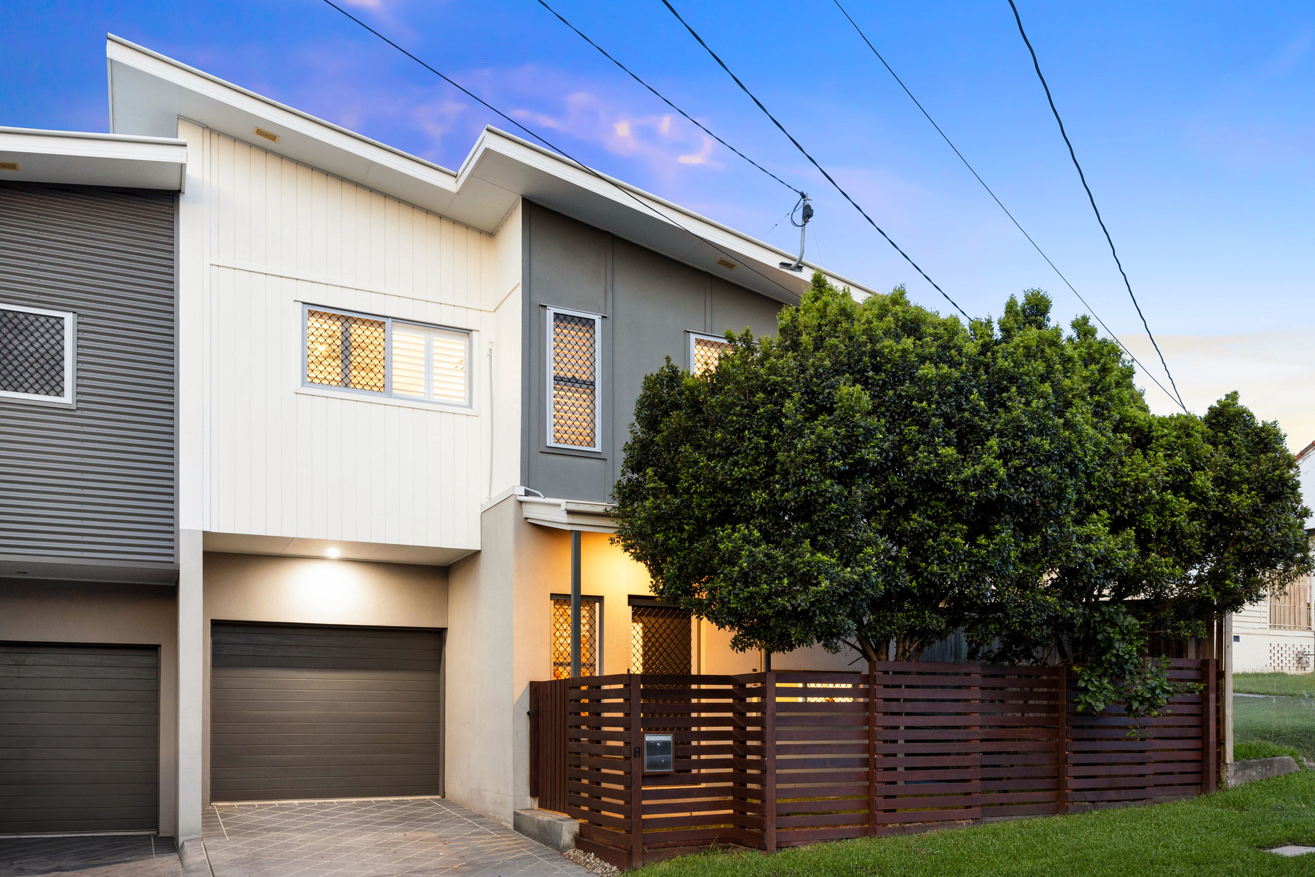 8 Embie Street, Holland Park West, Qld 4121