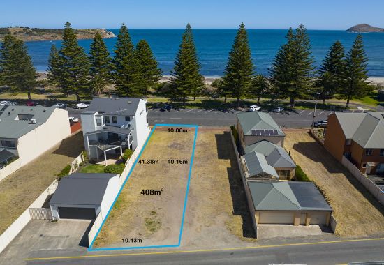 8 Esplanade, Victor Harbor, SA 5211