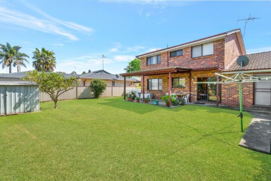 8 Guthega Place, Bossley Park, NSW 2176