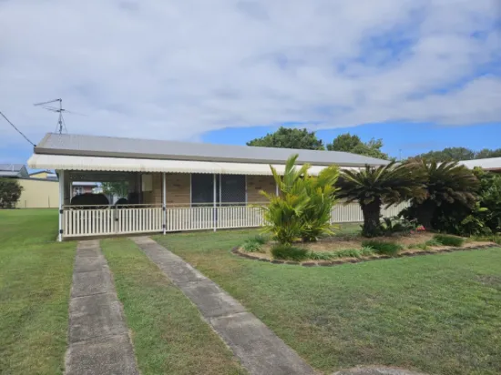 8 Herring Street, Taylors Beach, QLD, 4850