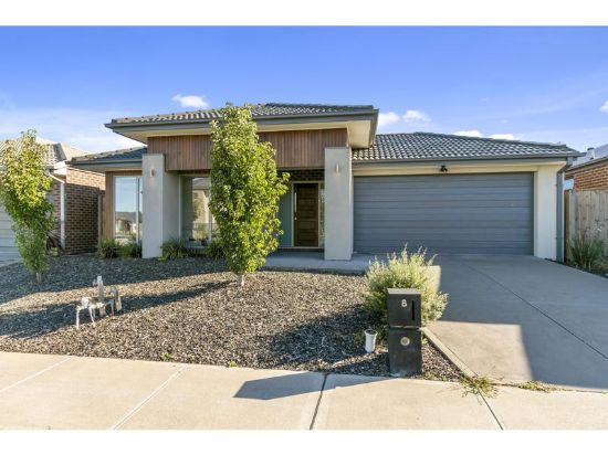 8 Lincoln Ave, Officer, Vic 3809