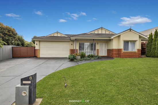 8 Lochgreen View, Cranbourne, Vic 3977