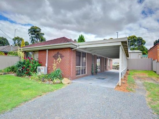 8 Melvyn Court, Mount Clear, Vic 3350
