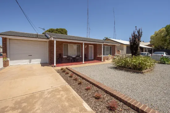 8 Oliver St, Port Pirie South, SA, 5540